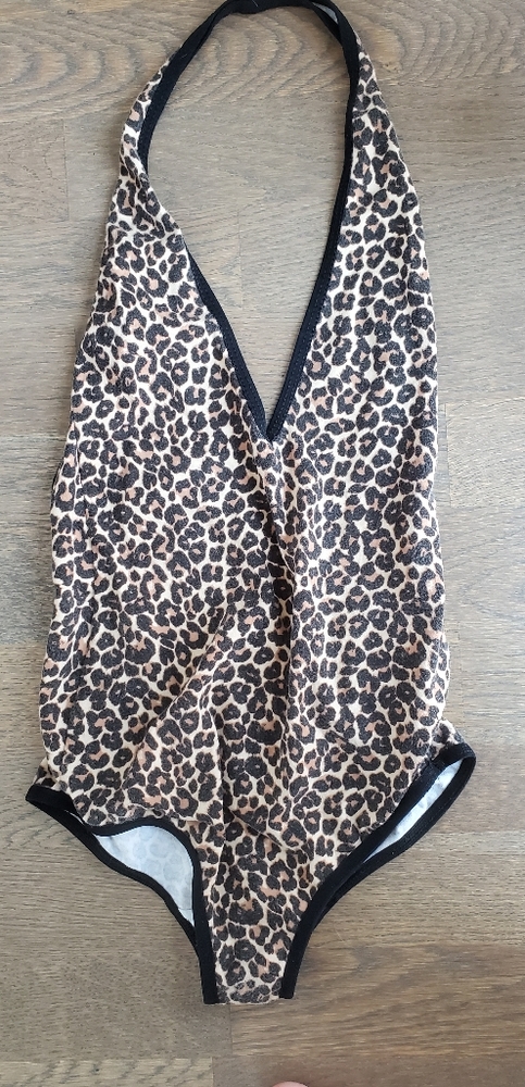 ❌ SOLD ❌ American Apparel Leopard Print Bodysuit
